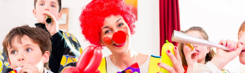 clown at a birthday party