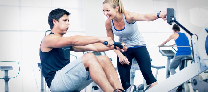 Personal Trainer with client